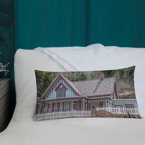 The Lace House Black Hawk